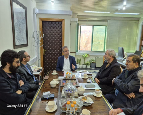 بررسی راهبردها و ظرفیت‌های اجرای رویداد «ایران‌جان» در همدان