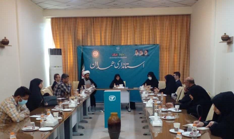 اندیشه_ورز_جمعیت_22_مردا_د.jpg