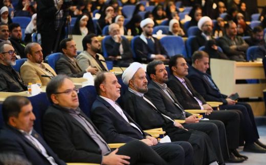 برگزاری آیین اختتامیه هفدهمین دوره مسابقات کشوری قرآن کریم مدهامتان در همدان 