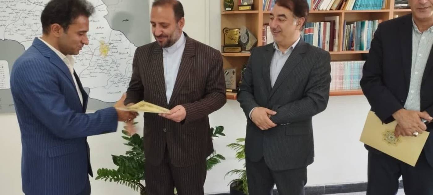 ‍ ‍ ‍ مراسم تودیع و معارفه سرپرست اداره میراث‌ فرهنگی، گردشگری و صنایع‌دستی شهرستان نهاوند برگزار شد