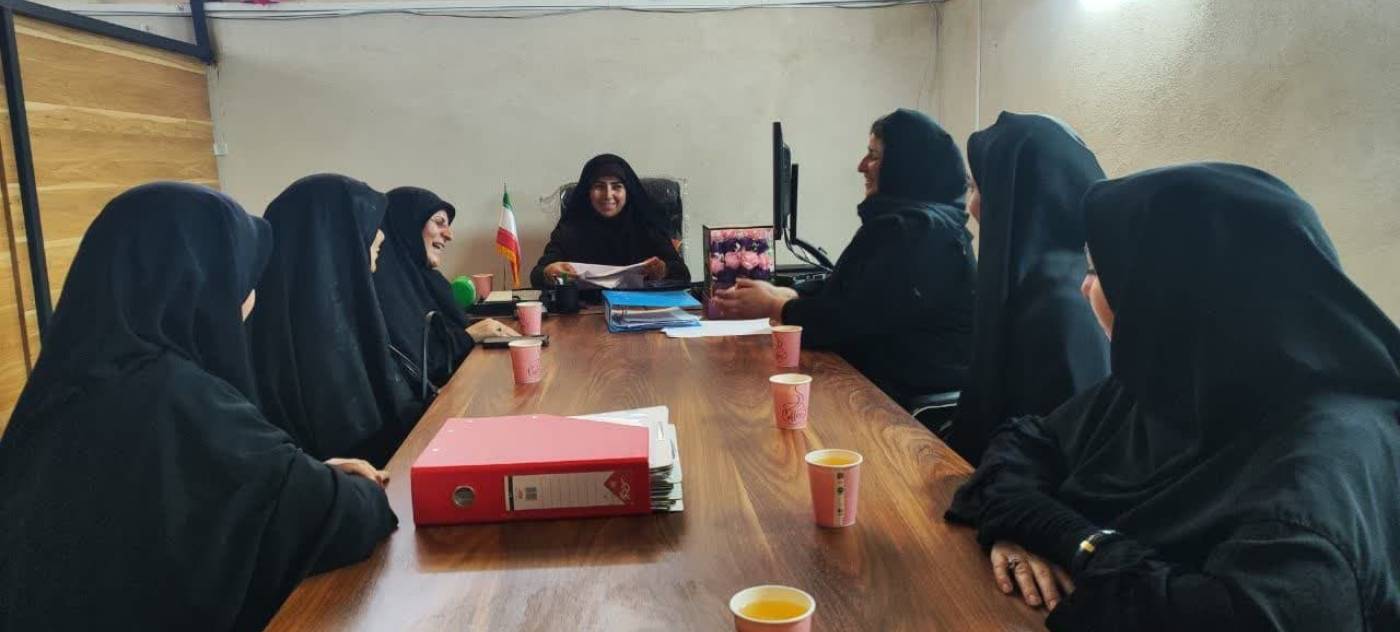   تأکید مدیرکل امور بانوان همدان بر افتتاح هرچه سریع‌تر بازارچه دائمی صنایع دستی ملایر