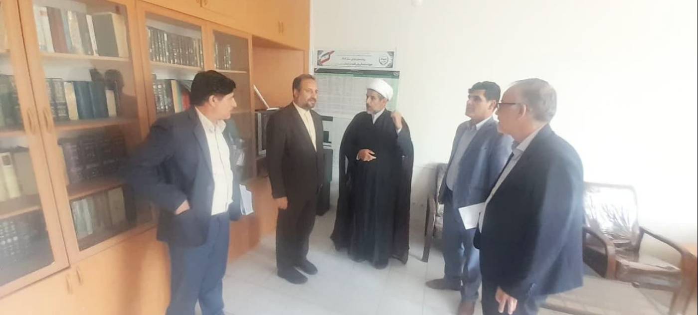 دومین بازدید سرزده فرماندار  نهاوند از اداره جهاد کشاورزی شهرستان