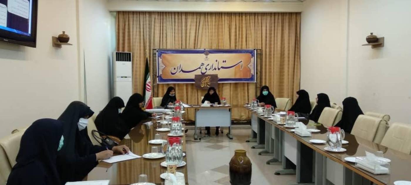 جلسه کمیته فرهنگی وآموزشی بانوان ستاد اربعین استان برگزار شد 