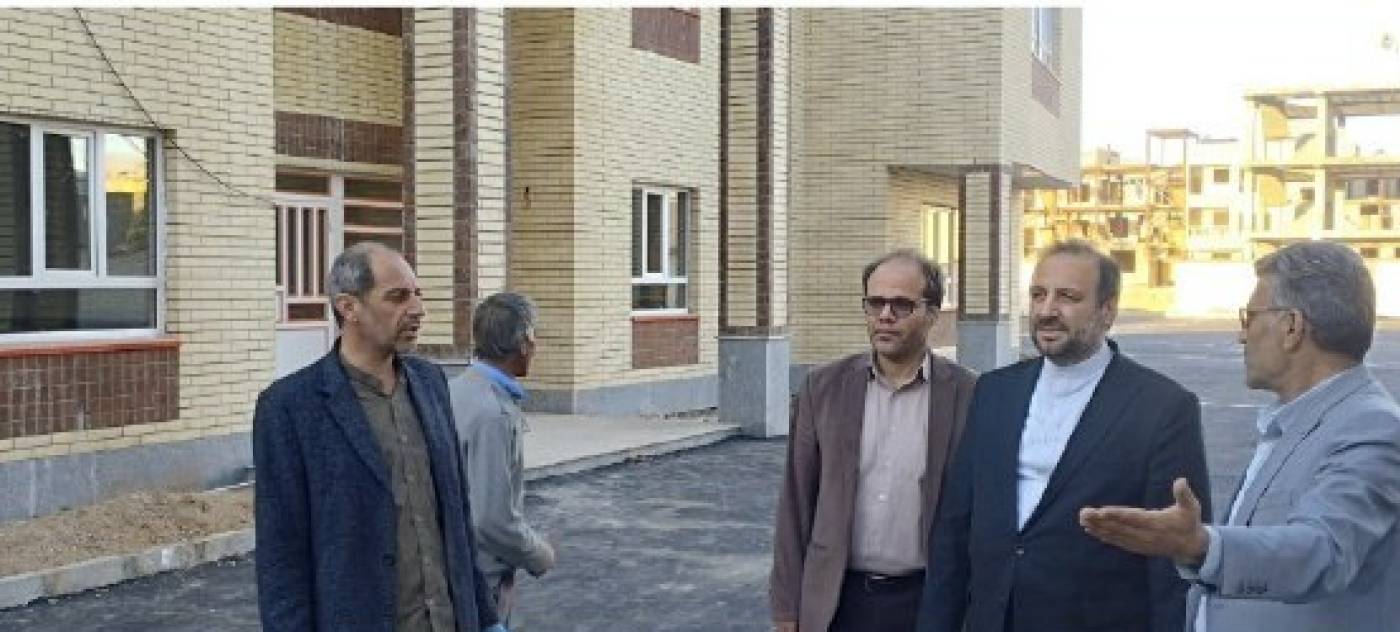  پیگیری میدانی فرماندار نهاوند برای تسریع در تکمیل مدرسه احسان امام جواد (ع) فیروزان