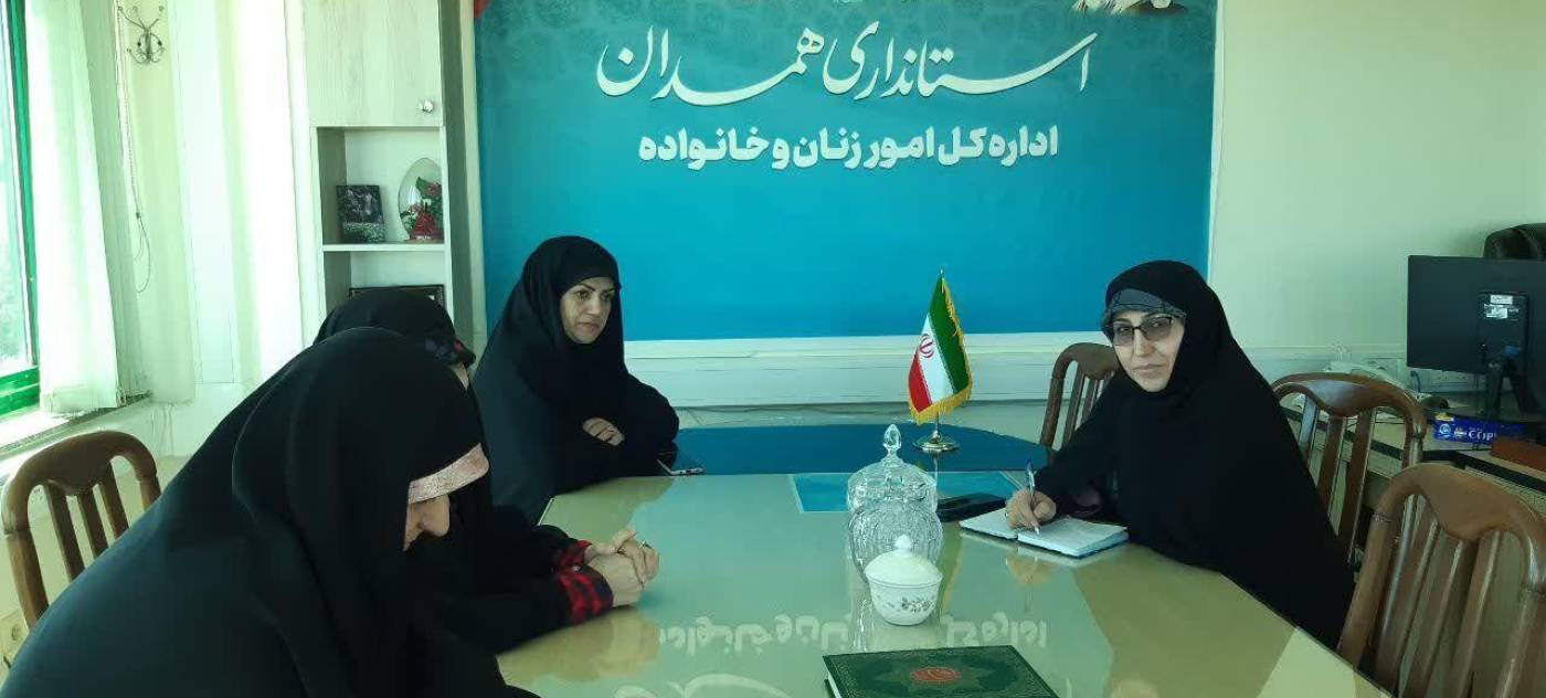 مدیر کل امور زنان و خانواده استانداری همدان از افتتاح کافه دخترانه در اردیبهشت ماه خبر داد.
