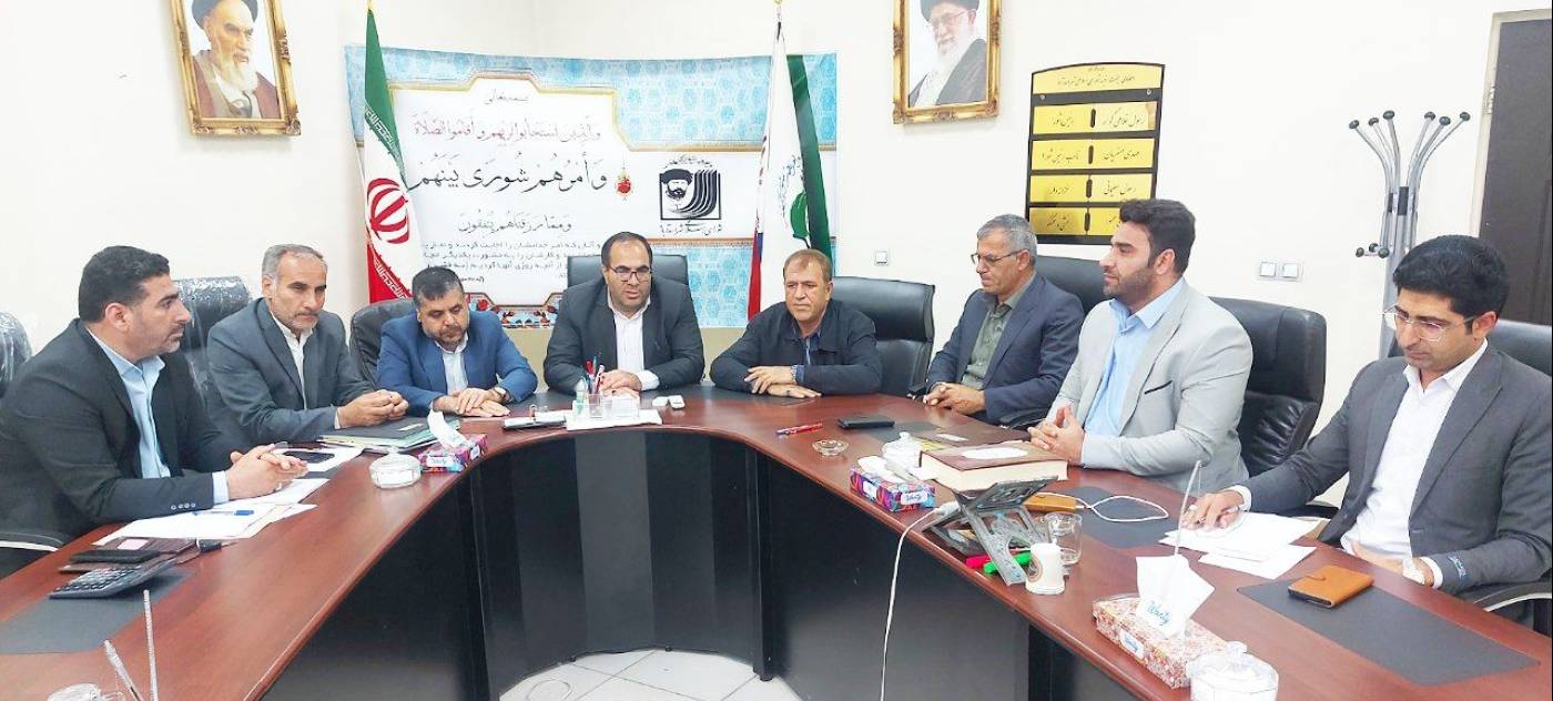  فرماندار اسدآباد با حضور در صحن شورای اسلامی شهر، روز شوراها را تبریک گفت