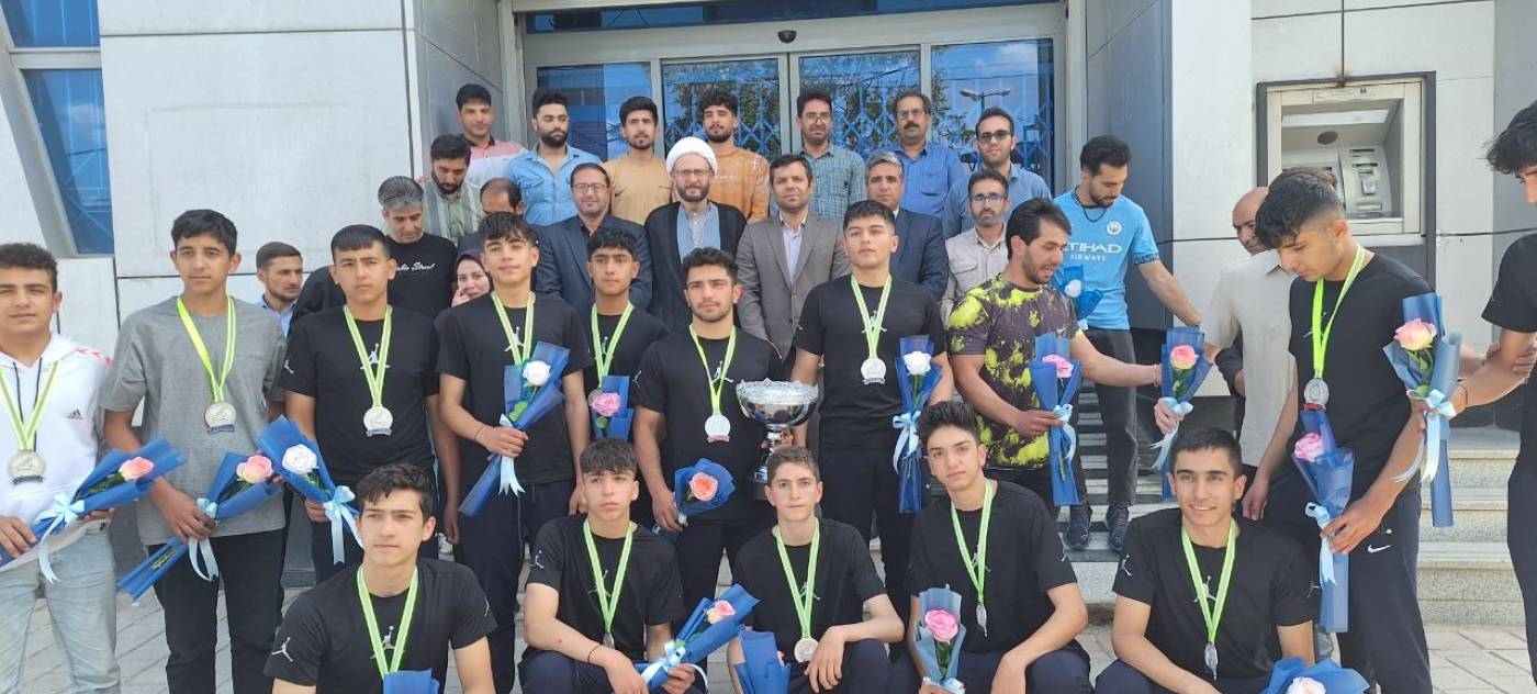 مراسم استقبال از ورزشکاران کبدی کار این شهرستان با حضور فرماندار کبودراهنگ