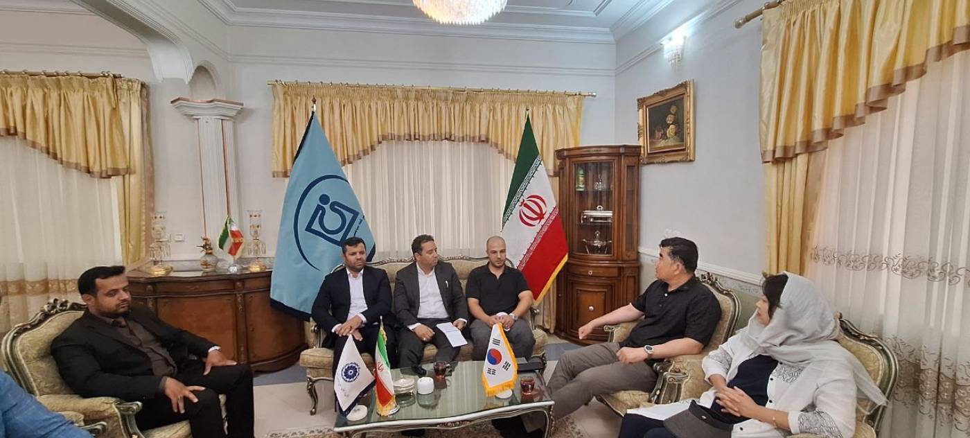 دیدار سفیر کره جنوبی با فرماندار کبودراهنگ در غار علیصدر از توابع بخش گل تپه کبودراهنگ