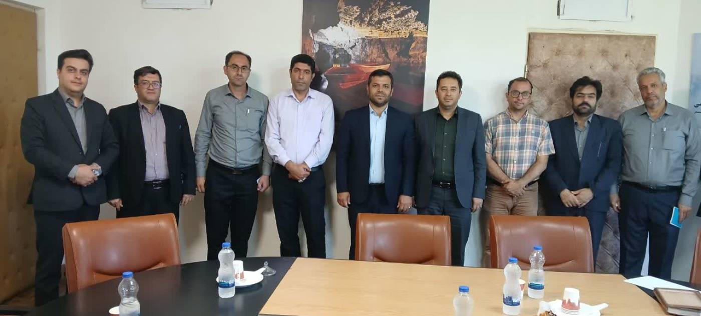 فرماندار کبودراهنگ گفت:غار علیصدر یک ظرفیت منحصر به فرد برای جذب گردشگران داخلی و خارجی و درآمدزایی و توسعه شهرستان کبودراهنگ به شمار می رود.