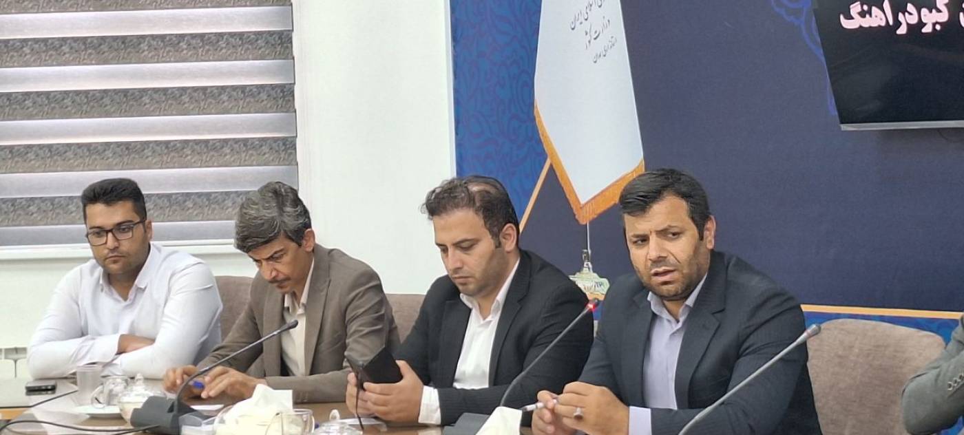 جلسه ستاد تنظیم بازار شهرستان کبودراهنگ به ریاست دکتر سید ایوب موسوی منور فرمانداربرگزار گردید.