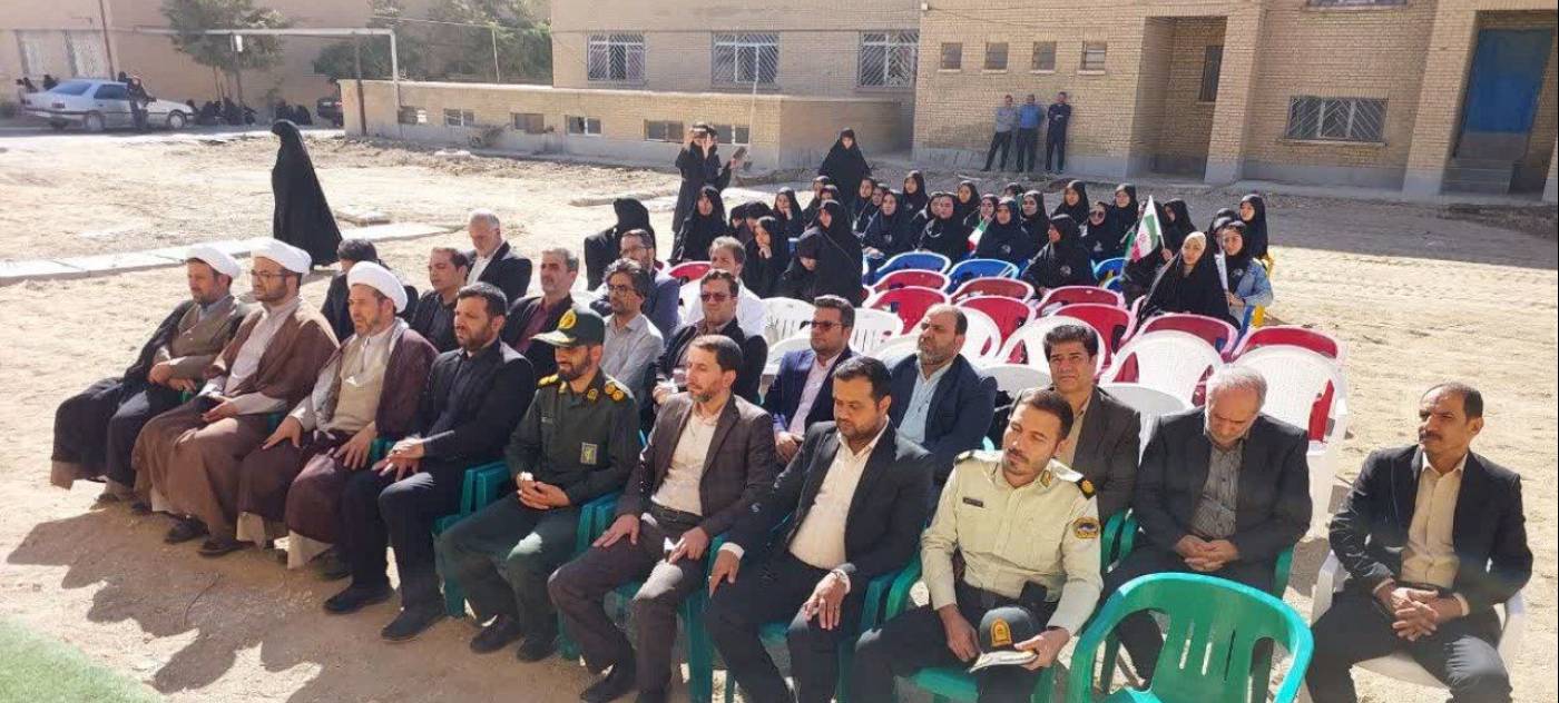 آیین افتتاح ساختمان جدید مدرسه نورالهدی در شهرستان کبودراهنگ برگزار شد/ نواختن زنگ بازگشایی مدارس سال تحصیلی جدید وگرامیداشت هفته دفاع مقدس