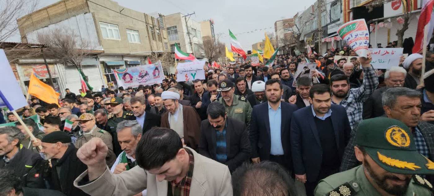 حضور باشکوه مردم ولایت‌مدار شهرستان کبودراهنگ در راهپیمایی ۲۲ بهمن؛ ترسیم دوباره ایران استوار