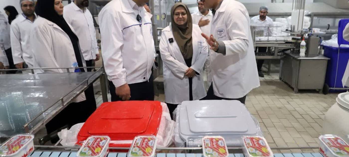 بازدید رئیس سازمان ملی استاندارد ایران از کارخانه شیر پگاه همدان