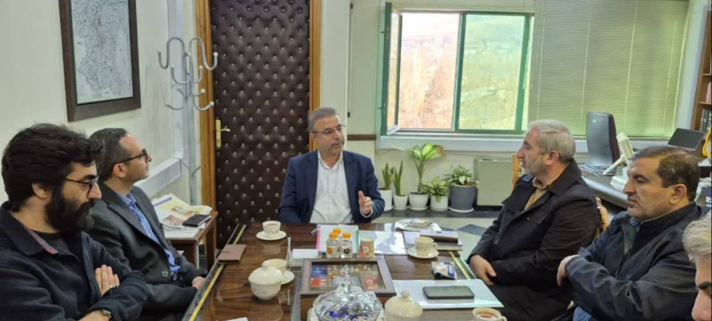 بررسی راهبردها و ظرفیت‌های اجرای رویداد «ایران‌جان» در همدان