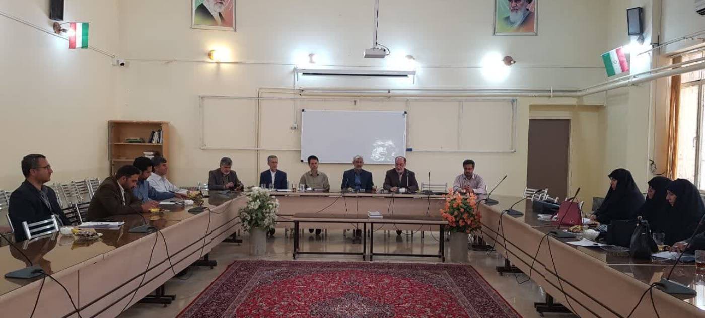 جلسه شورای آموزش و پرورش به ریاست سرپرست فرمانداری شهرستان تویسرکان برگزار گردید
