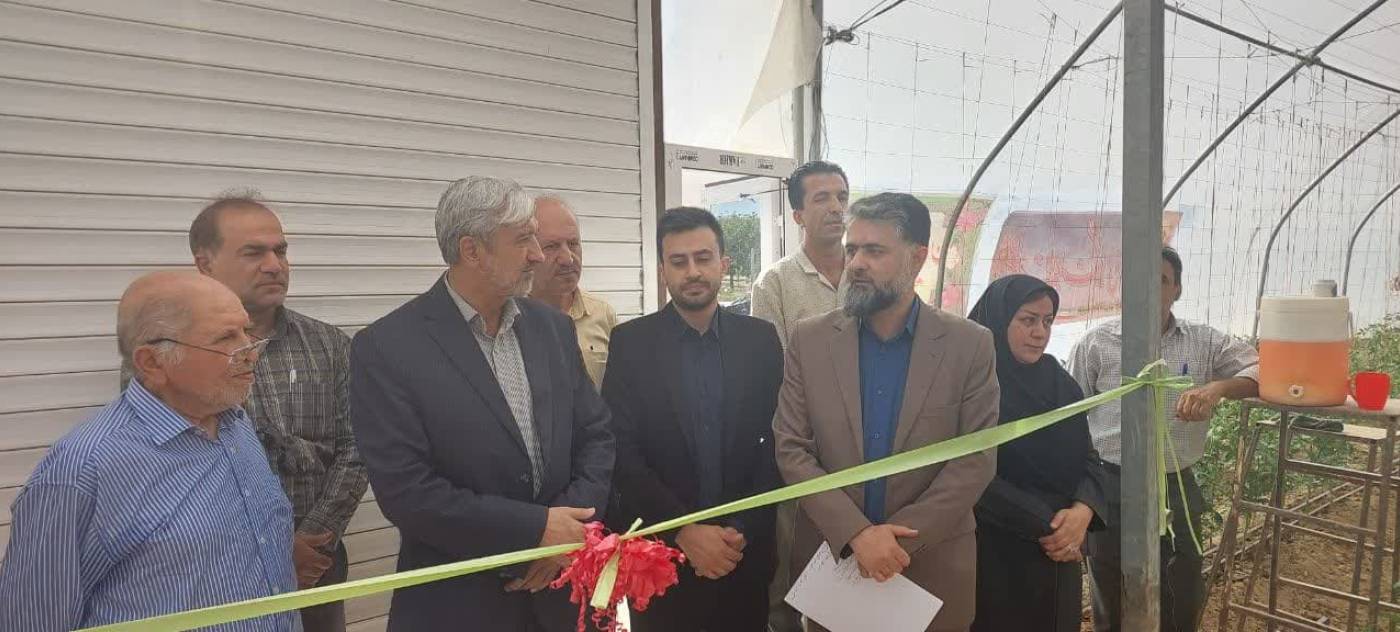 افتتاح پروژه گلخانه صنعتی سرکار خانم بیک مرادی در روستای امام زاده زید شهرستان تویسرکان