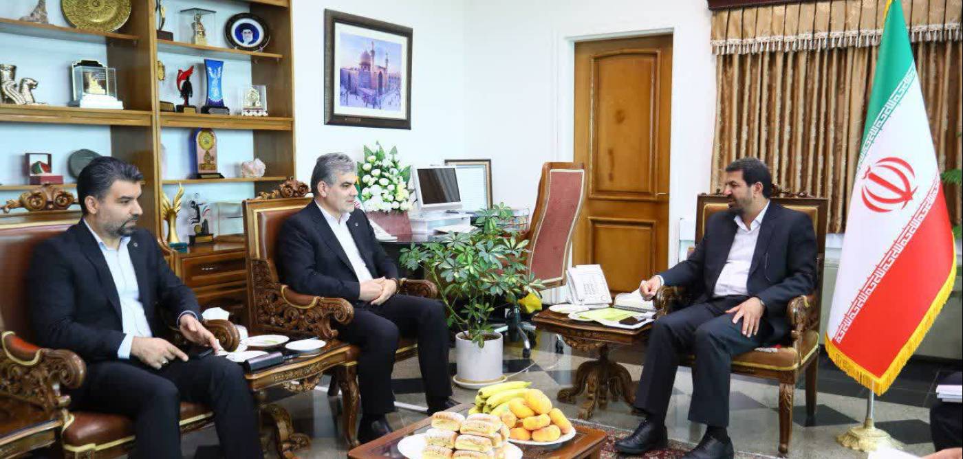 نشست استاندار همدان با مدیرعامل بانک قرض‌الحسنه مهر ایران