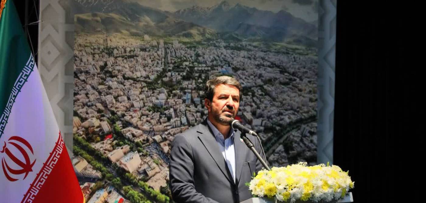 استاندار همدان:  توسعه ناوگان حمل‌ونقل عمومی، کیفیت زندگی مردم را افزایش می‌دهد