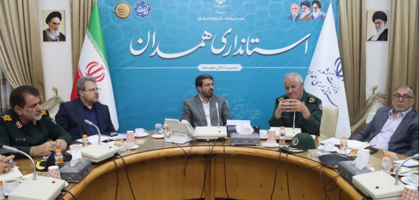 استاندار همدان: زنده نگه داشتن یاد شهدا؛ سرمایه‌گذاری برای آینده‌ای روشن در جامعه است