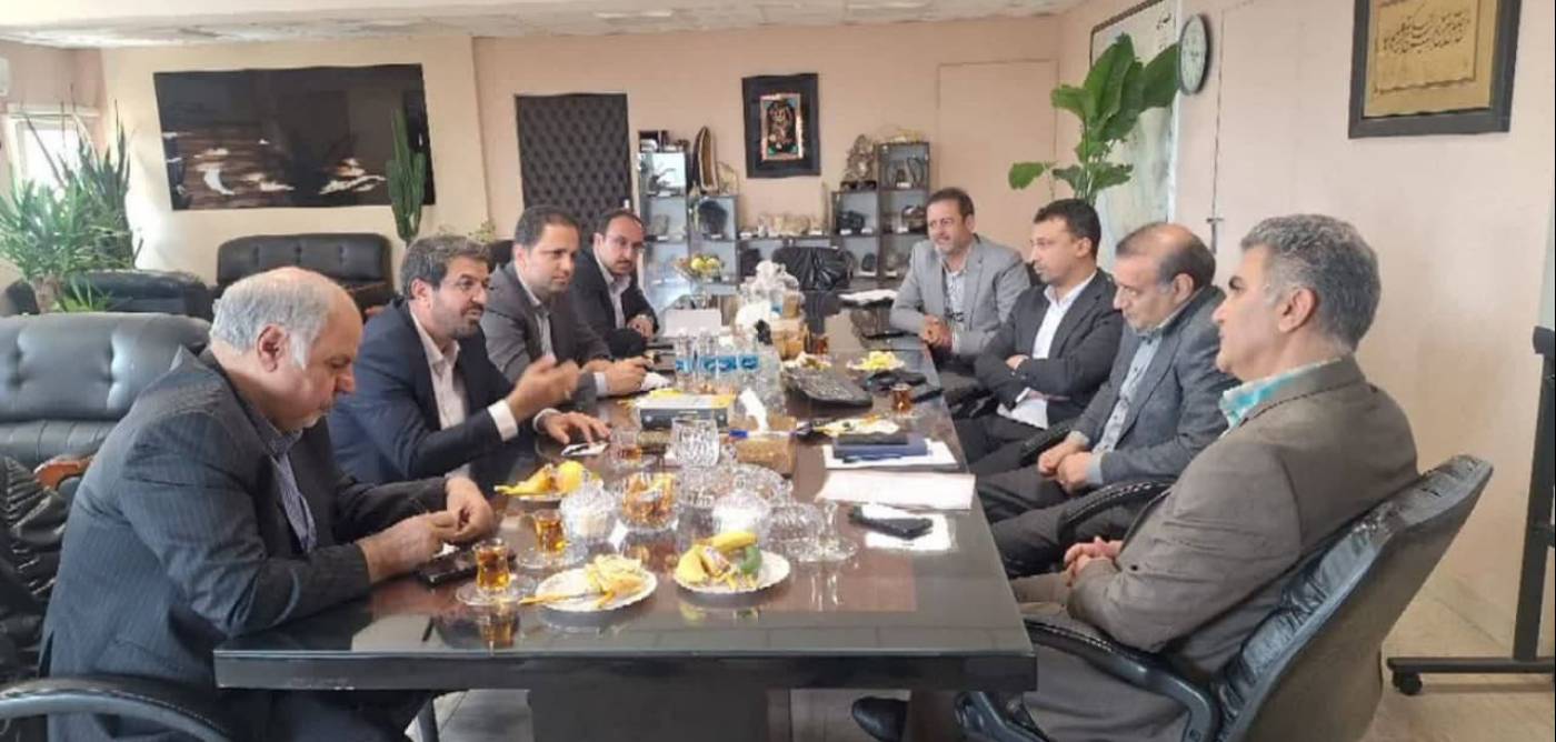  استاندار همدان خبر داد: صدور مجوزهای بی‌نام؛ تسهیل‌گر مسیر سرمایه‌گذاری و تولید در همدان
