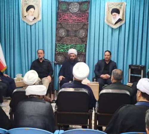 نشست بصیرتی و سیاسی ائمه جماعات شهرستان فامنین با حضور دکتر حاجی بابایی نایب رئیس و نماینده محترم مردم همدان و فامنین در مجلس شورای اسلامی