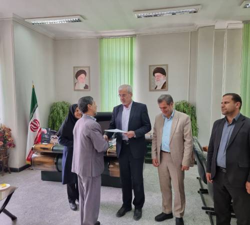 سرپرست اداره تعاون، کار و رفاه اجتماعی شهرستان نهاوند معرفی شد