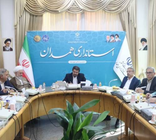  استاندار همدان: جلب اعتماد و رضایت مردم، کلید موفقیت در تحقق اهداف توسعه‌ای و اجتماعی